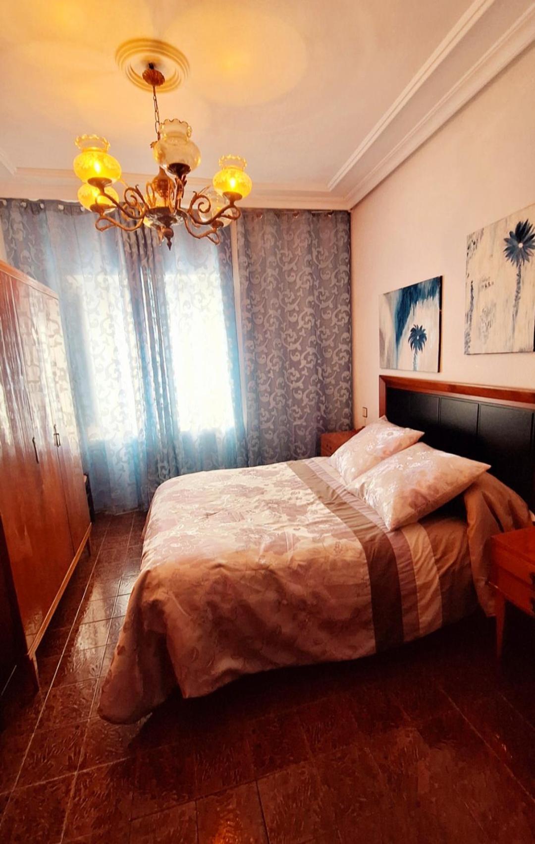 Apartahotel Portal De Leon Caboalles de Abajo Phòng bức ảnh