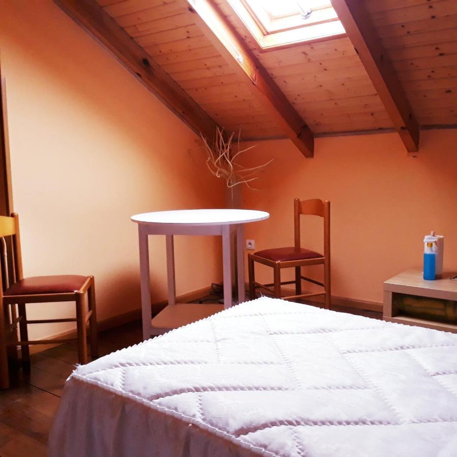 Apartahotel Portal De Leon Caboalles de Abajo Ngoại thất bức ảnh
